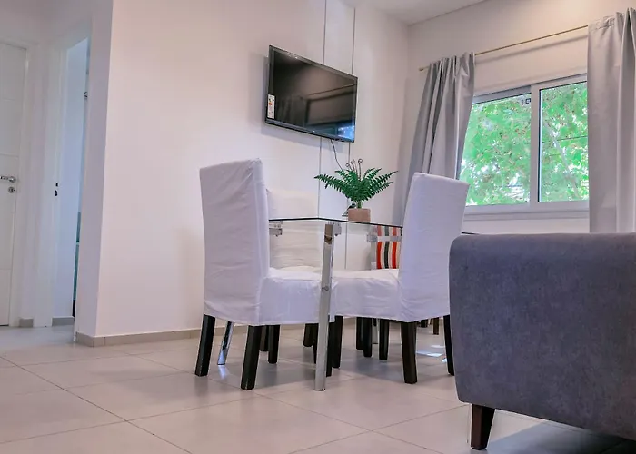 659 Suites